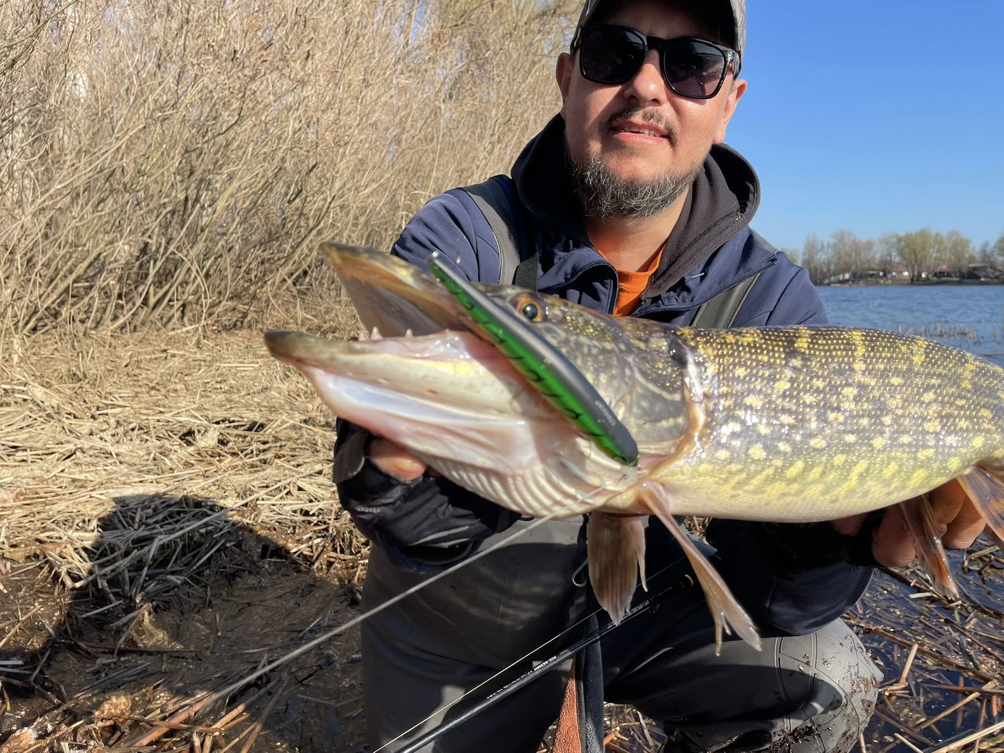 Перша щука і справжнє шоу на воді: Ян Подрезов поділився емоціями з риболовлі  