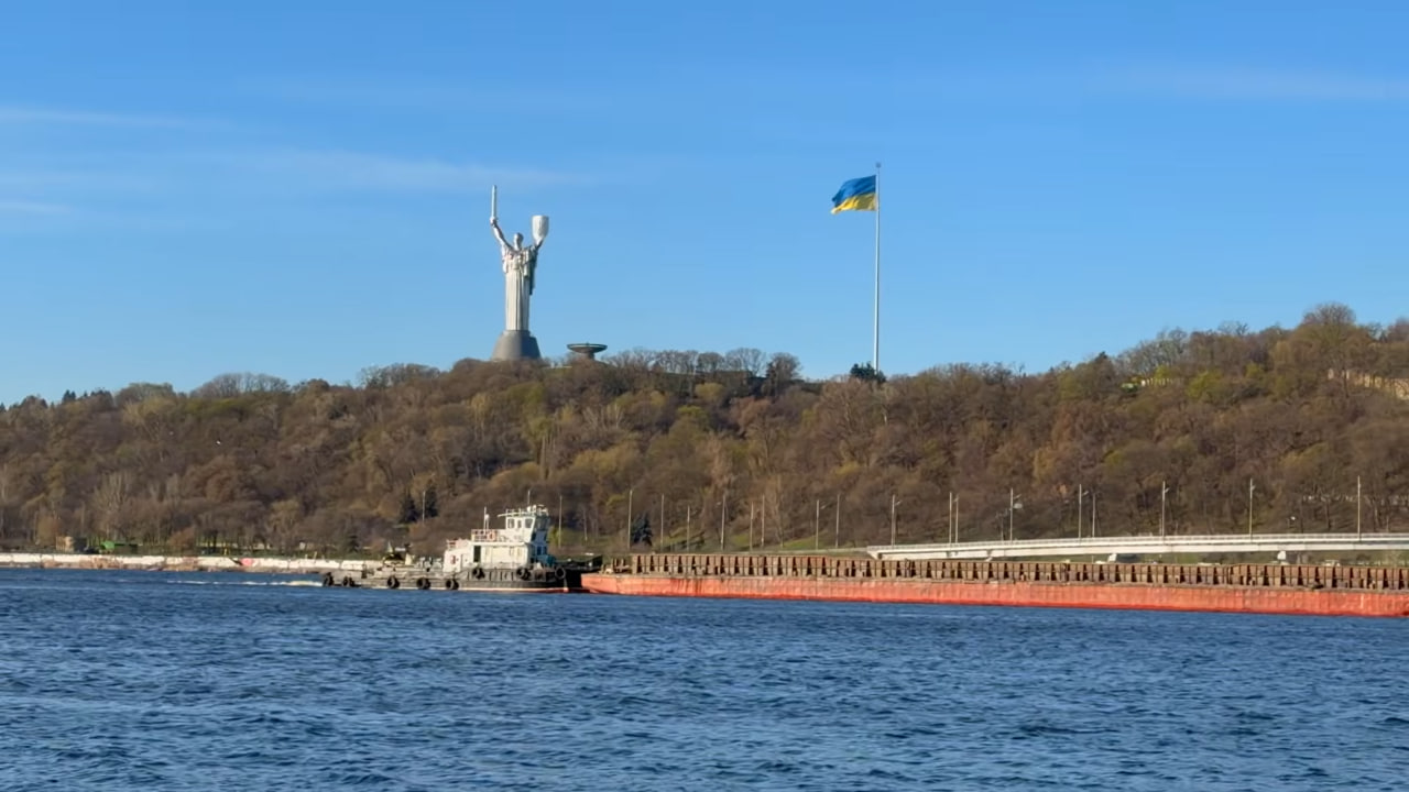 Риболовля на Гідропарку, Київ: де ловити та яка риба